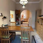 Luxury Near Media Harbour Apartment *